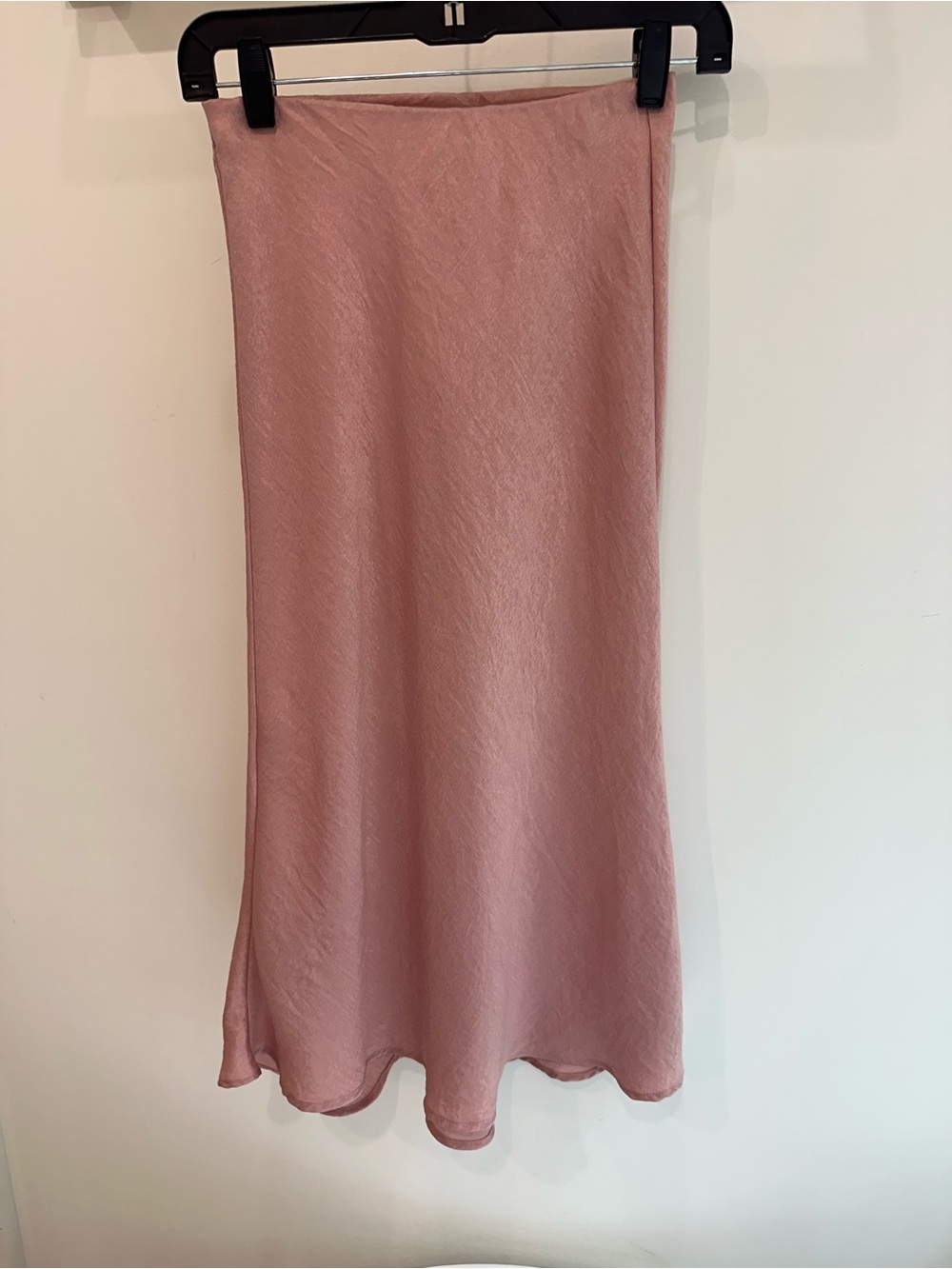 audrey Satin Midi Slip Skirt in Dusty Rose